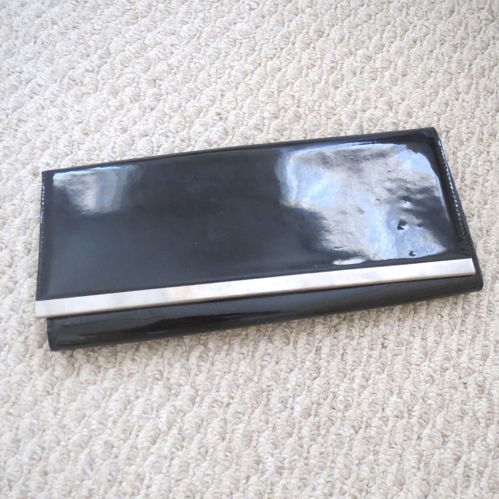 CHARLOTTE RUSSE LONG BLACK PATENT CLUTCH PURSE